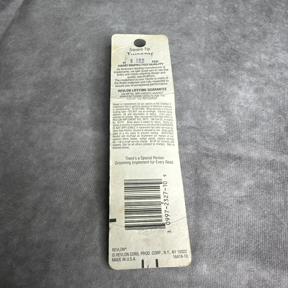Revlon Square Tweezer 2327-10 NOS New In Package
